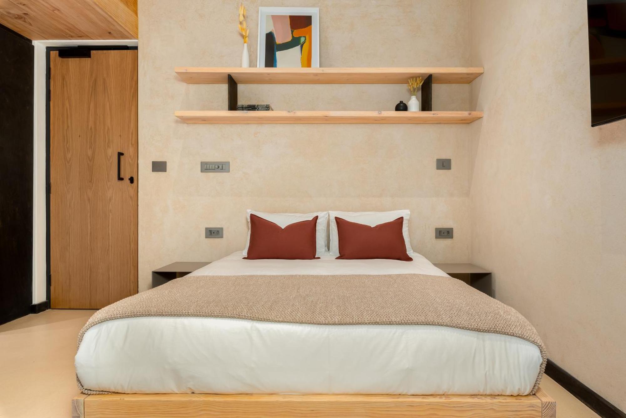 Neighbourgood 84 Harrington Aparthotel Cape Town